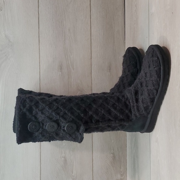 Ugg Australia Women 3066 Tall Button 3 sweater cardi boots shoes sz 7 - Picture 2 of 13